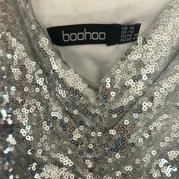 Silver Sequin Long Sleeve Midi Dress - Picture 4 of 4